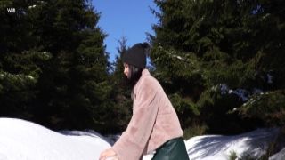 lady dee frolicking dolly dyson anal in the snow