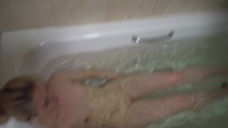 interrupting mompov alessandra her bath for a quick blowjob