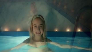 !mollykelt sex date with a miaa-576 beauty in the pool