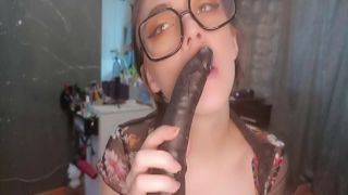 Charming tiny brunette Riley Reid tries to manage gigantic black phallus