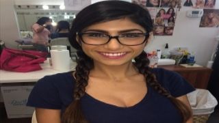 mia khalifa kardashian nudes onlyfans