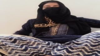 aaliyah yasin horny muslim girl family stroke hd hijab masturbation